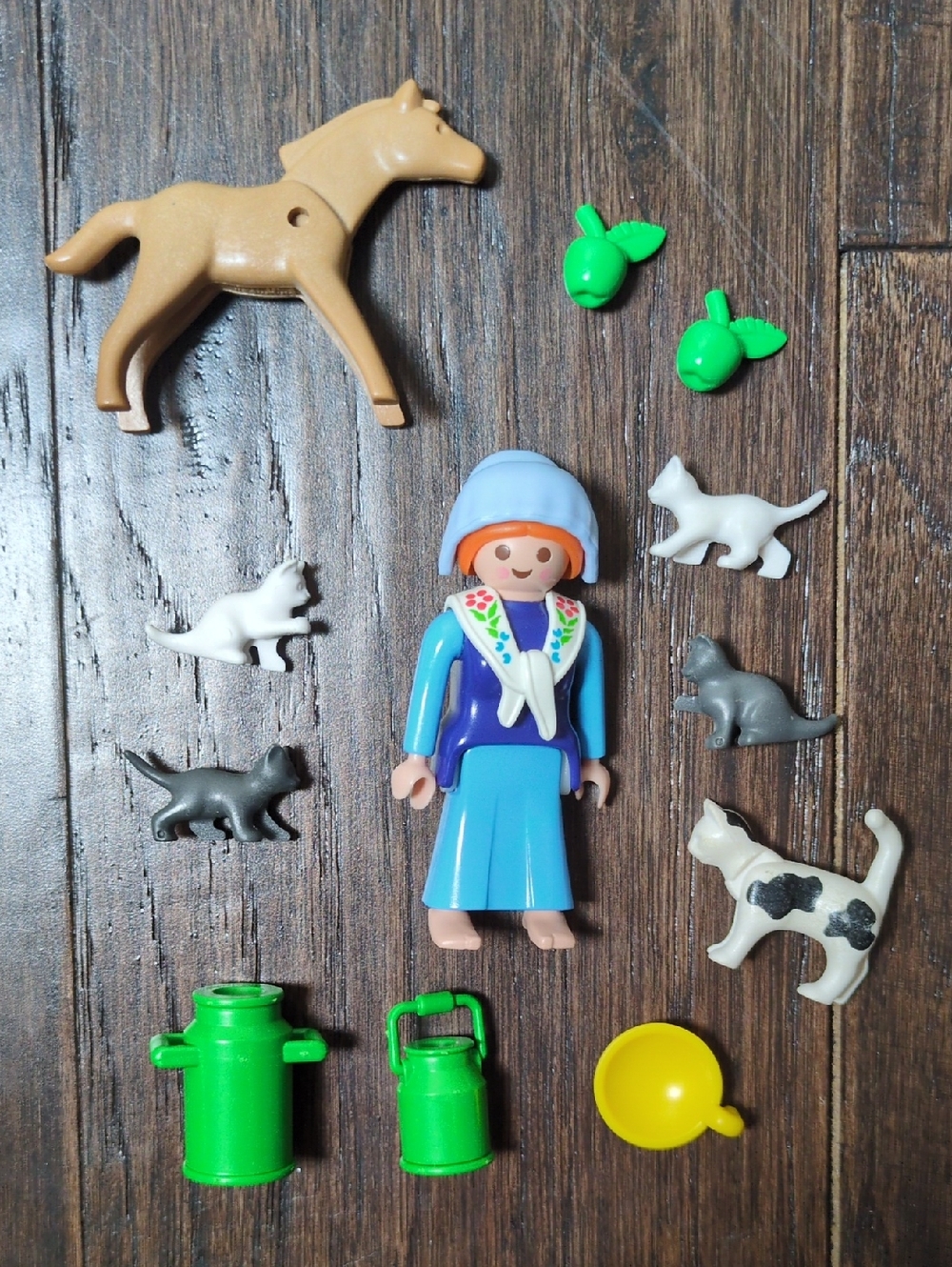 Playmobil Vintage Cat Lady With Cats